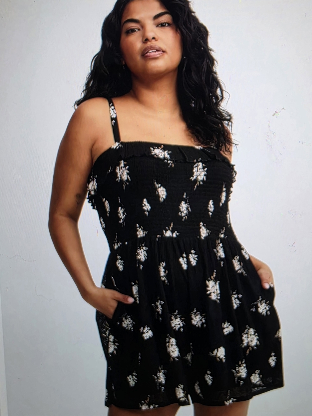 NWT Torrid Ruffle Godet Romper Size-2 Floral Black